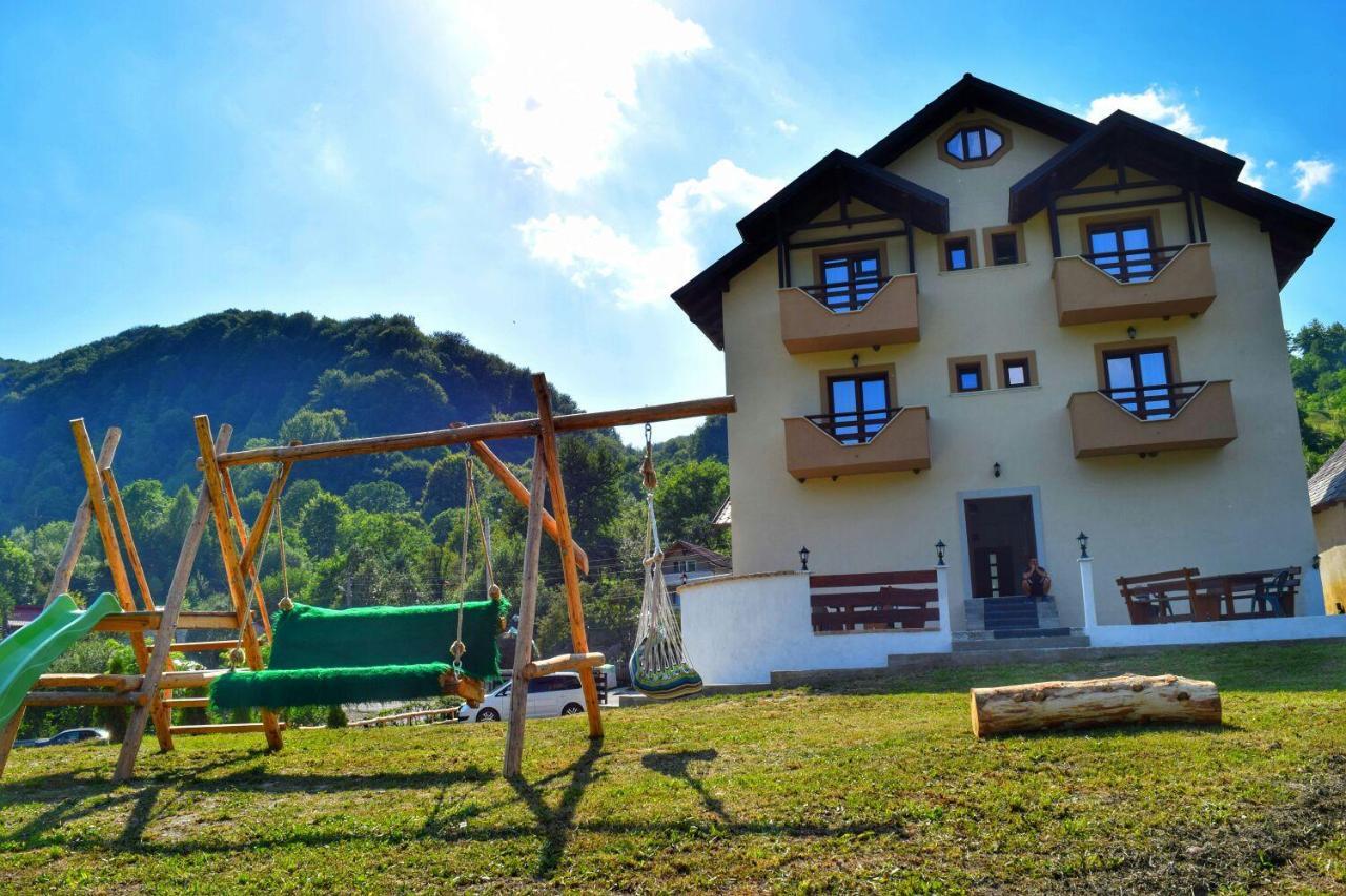 Heaven Guesthouse Corbeni Exteriér fotografie