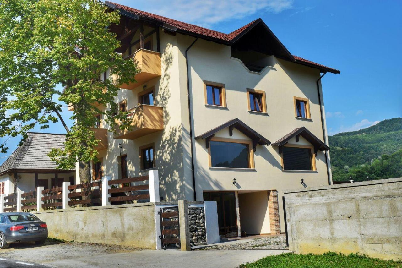 Heaven Guesthouse Corbeni Exteriér fotografie