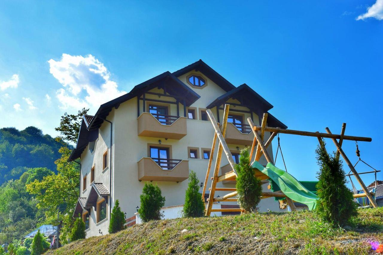 Heaven Guesthouse Corbeni Exteriér fotografie
